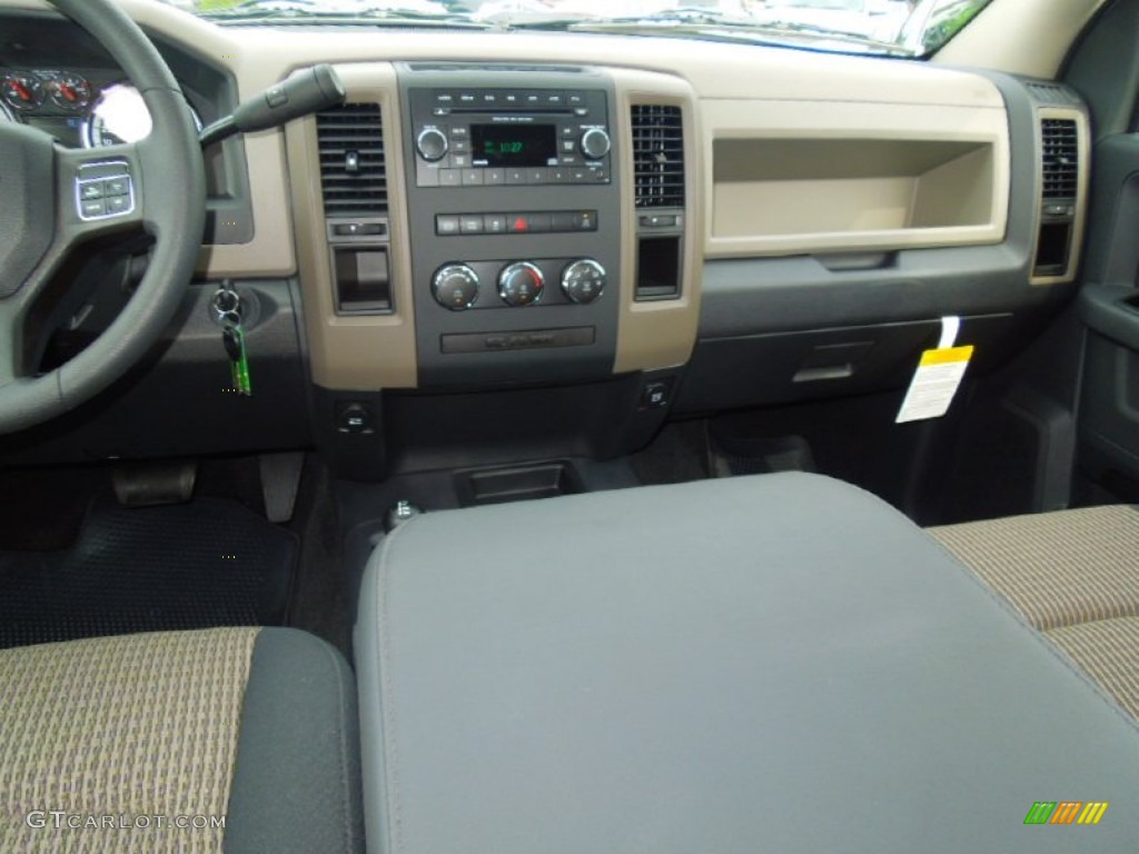 2012 Dodge Ram 2500 HD ST Crew Cab 4x4 Light Pebble Beige/Bark Brown Dashboard Photo #69438196