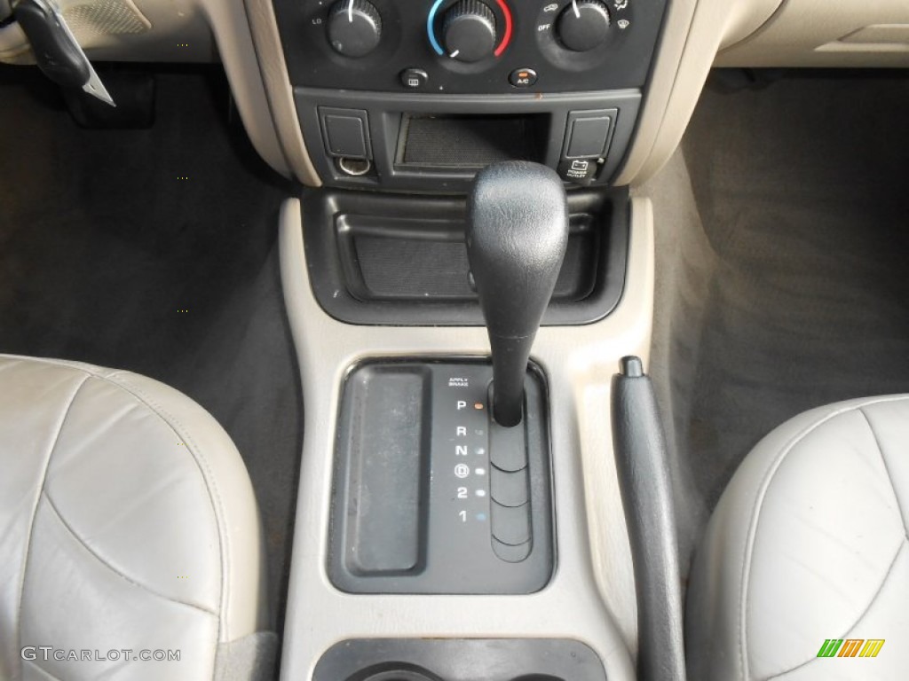2004 Jeep Grand Cherokee Laredo 5 Speed Automatic Transmission Photo #69439330