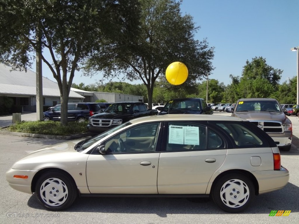 Gold 2001 Saturn S Series SW2 Wagon Exterior Photo #69440776