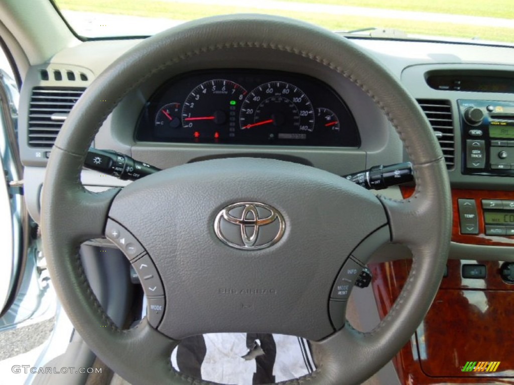 2005 Toyota Camry XLE V6 Gray Steering Wheel Photo #69441850