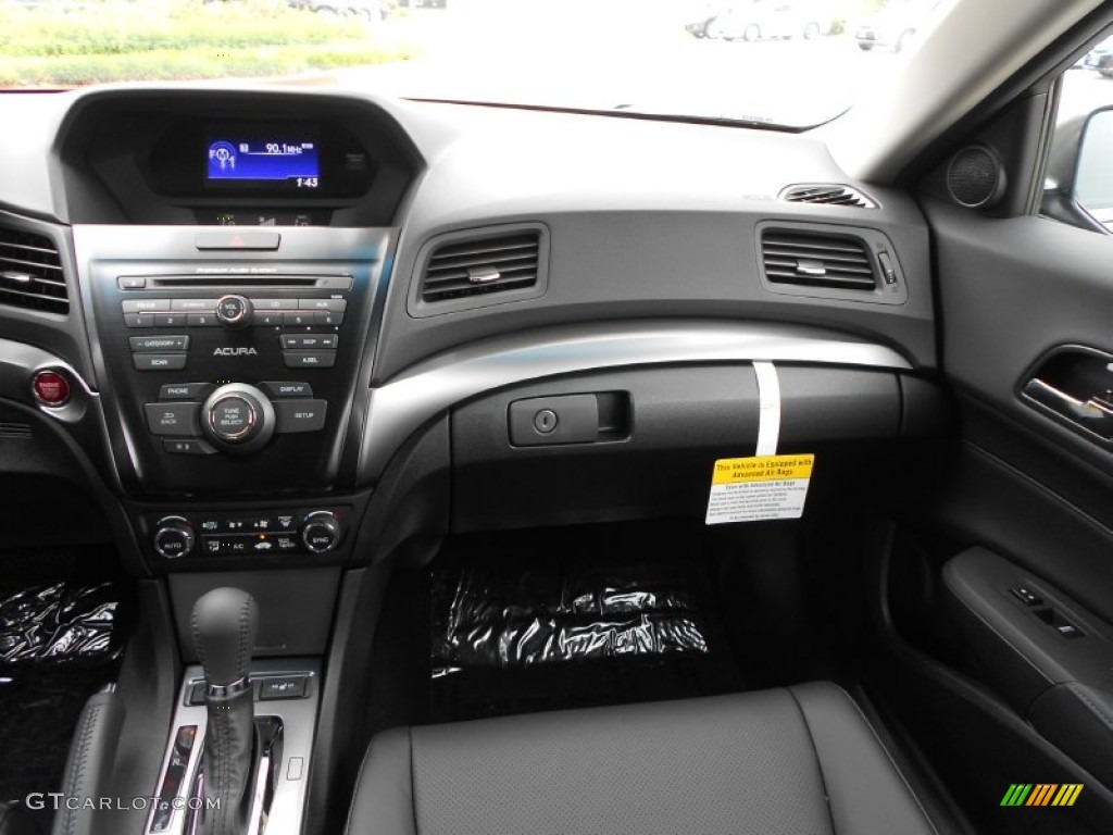 2013 Acura ILX 2.4L Ebony Dashboard Photo #69441889