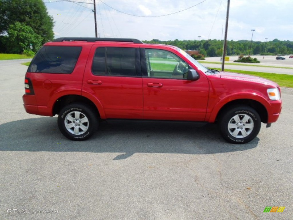 2010 Explorer XLT - Torch Red / Camel photo #3