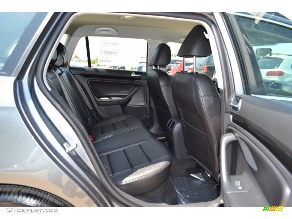 Titan Black Interior 2013 Volkswagen Jetta TDI SportWagen Photo #69444171