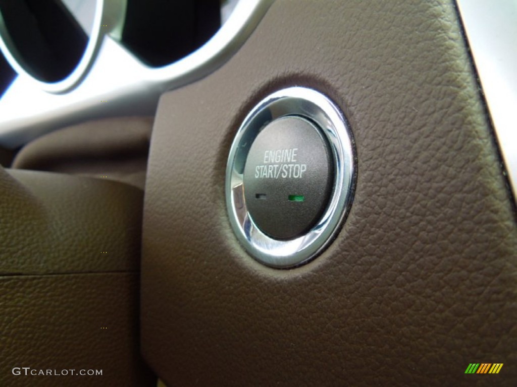 2010 Cadillac SRX V6 Controls Photo #69444262