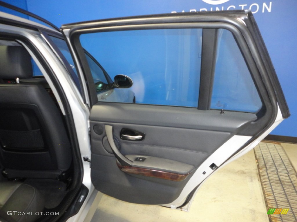 2006 3 Series 325xi Wagon - Titanium Silver Metallic / Black photo #22