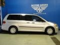 Alabaster Silver Metallic - Odyssey LX Photo No. 10