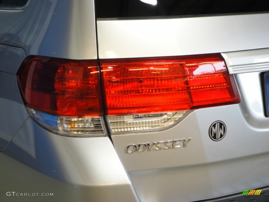 2010 Odyssey LX - Alabaster Silver Metallic / Gray photo #28