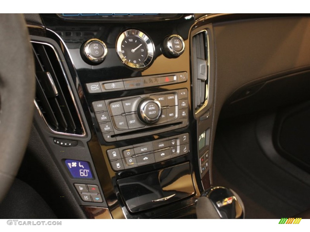 2010 Cadillac CTS -V Sedan Controls Photo #69448369