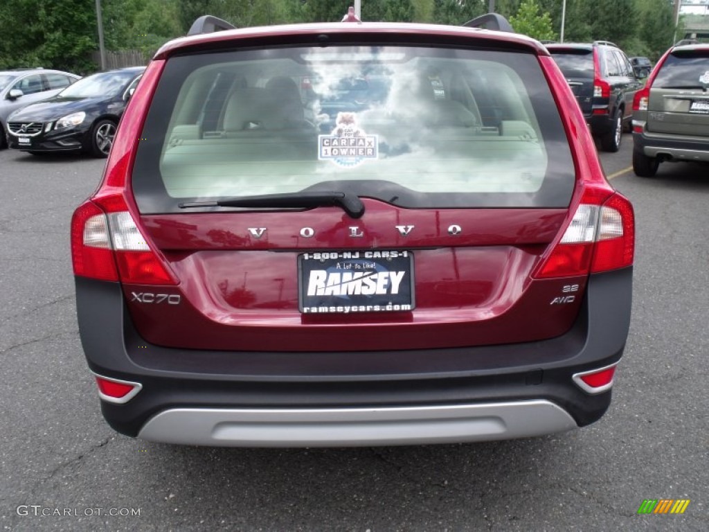 2009 XC70 3.2 AWD - Ruby Red Metallic / Sandstone photo #4