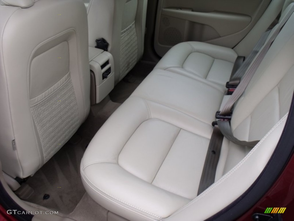 2009 Volvo XC70 3.2 AWD Rear Seat Photo #69449065