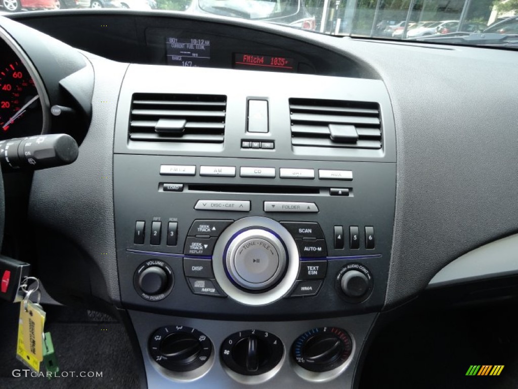 2011 Mazda MAZDA3 s Sport 5 Door Controls Photo #69449587
