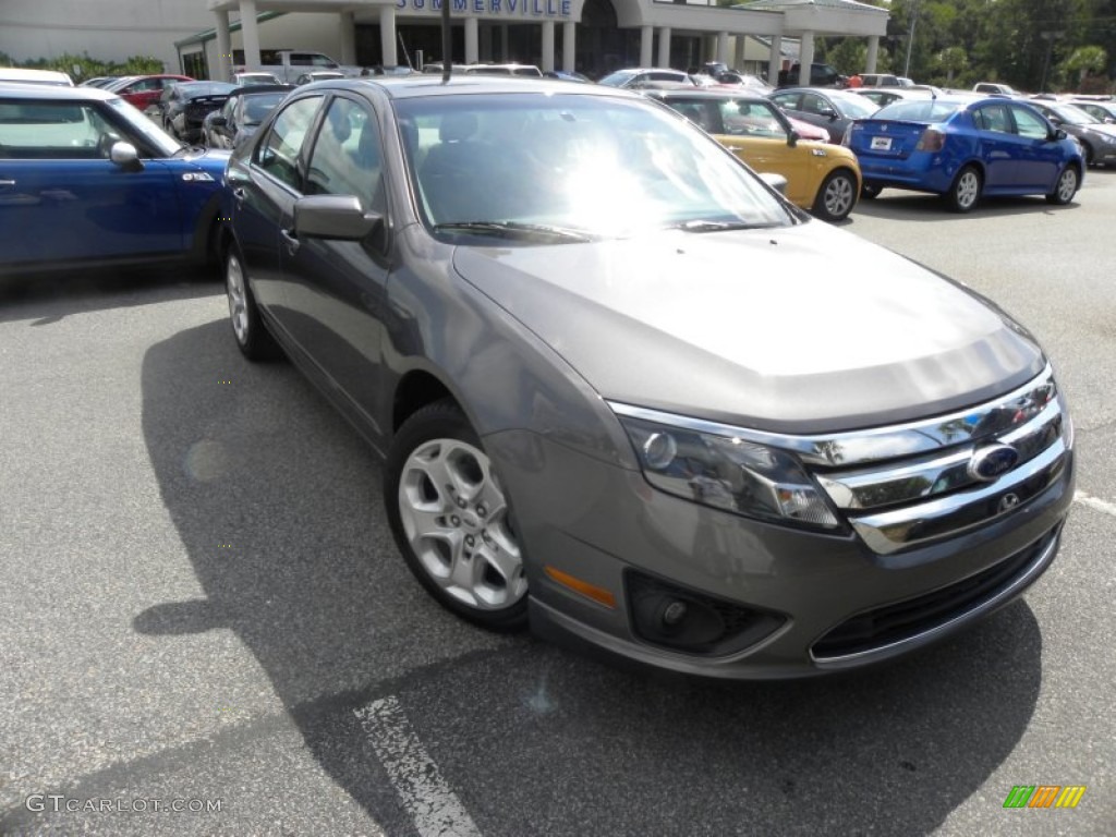 2011 Fusion SE V6 - Sterling Grey Metallic / Medium Light Stone photo #1