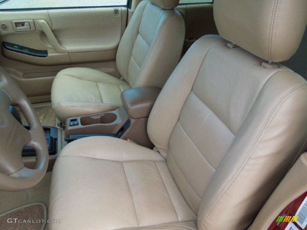 2002 Isuzu Rodeo LS Front Seat Photo #69450913