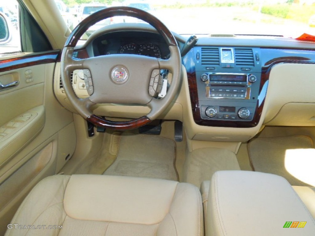 2006 Cadillac DTS Luxury Very Dark Cashmere/Cashmere Dashboard Photo #69451906