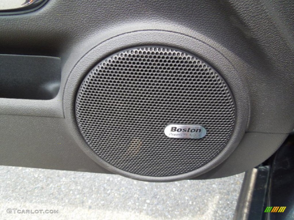 2013 Chevrolet Camaro SS Coupe Audio System Photo #69452848