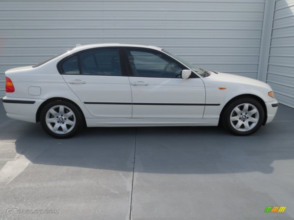 2004 3 Series 325i Sedan - Alpine White / Sand photo #2