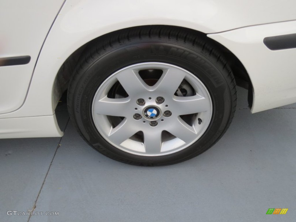 2004 3 Series 325i Sedan - Alpine White / Sand photo #11