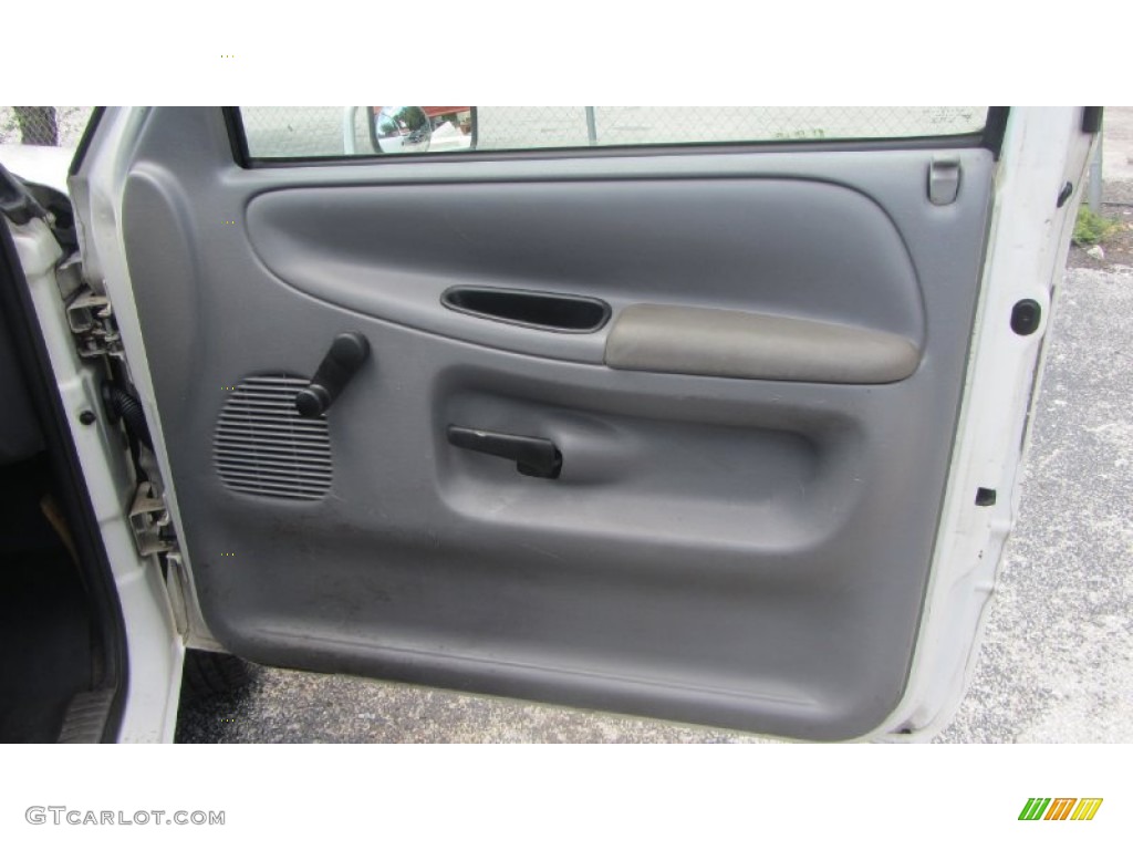 1998 Dodge Ram 2500 ST Regular Cab Chassis Door Panel Photos