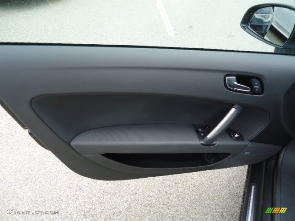 2011 Audi TT 2.0T quattro Coupe Black Door Panel Photo #69457009