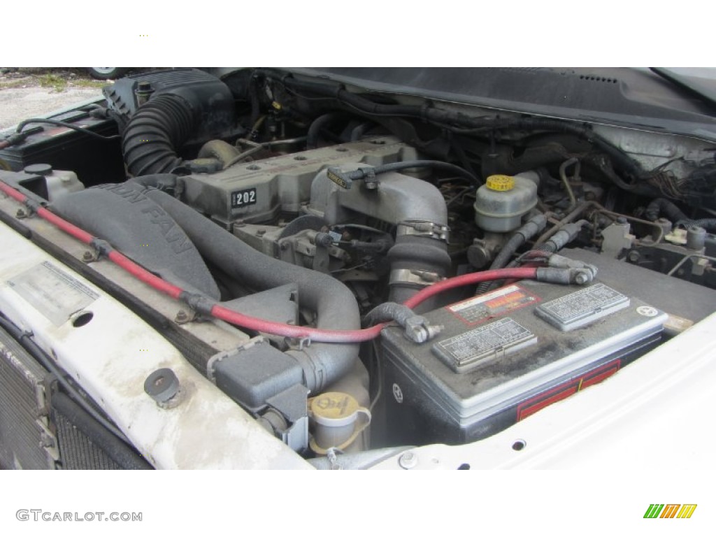 1998 Dodge Ram 2500 ST Regular Cab Chassis 5.9 Liter OHV 12V Cummins Turbo Diesel Inline 6 Cylinder Engine Photo #69457024