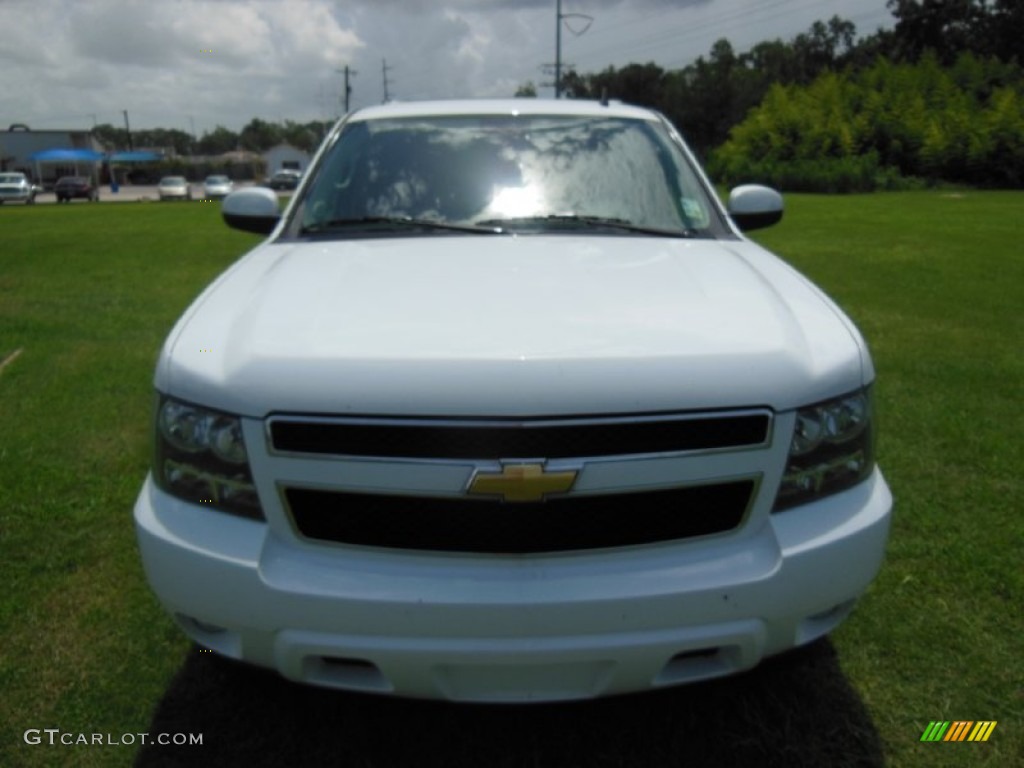 2011 Suburban LT - Summit White / Ebony photo #2