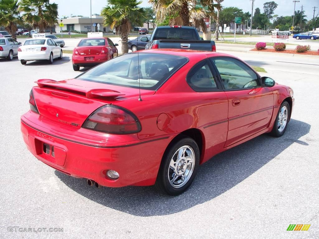 2005 Grand Am GT Coupe - Victory Red / Dark Taupe photo #5