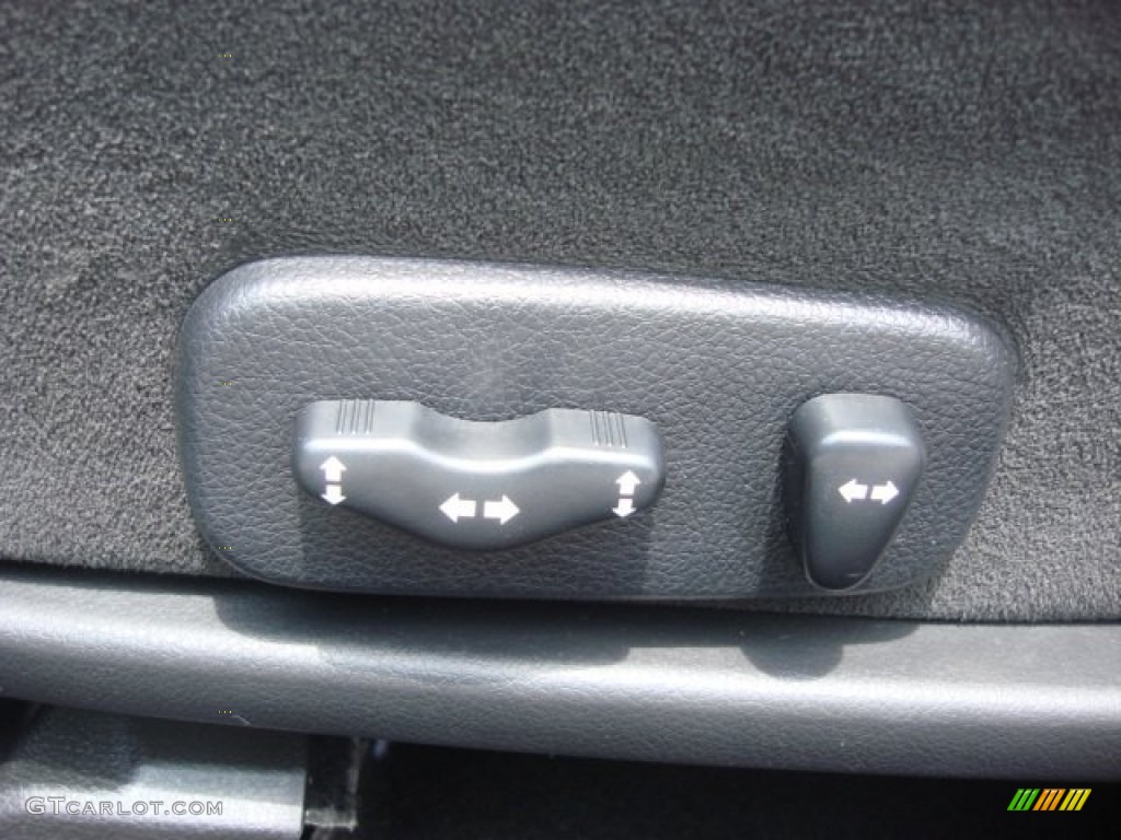 2006 Nissan Maxima 3.5 SE Controls Photo #69465535