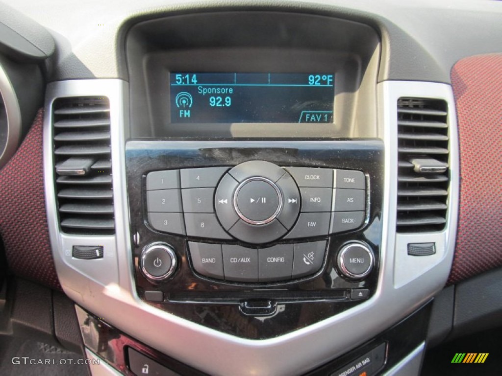 2012 Chevrolet Cruze LT Controls Photo #69471697