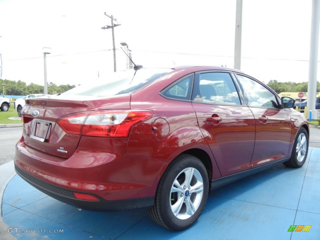 2013 Focus SE Sedan - Ruby Red / Charcoal Black photo #3