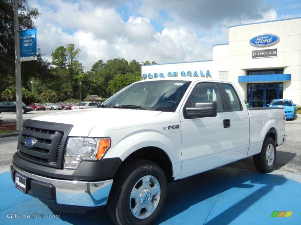 2012 F150 XL SuperCab - Oxford White / Steel Gray photo #1