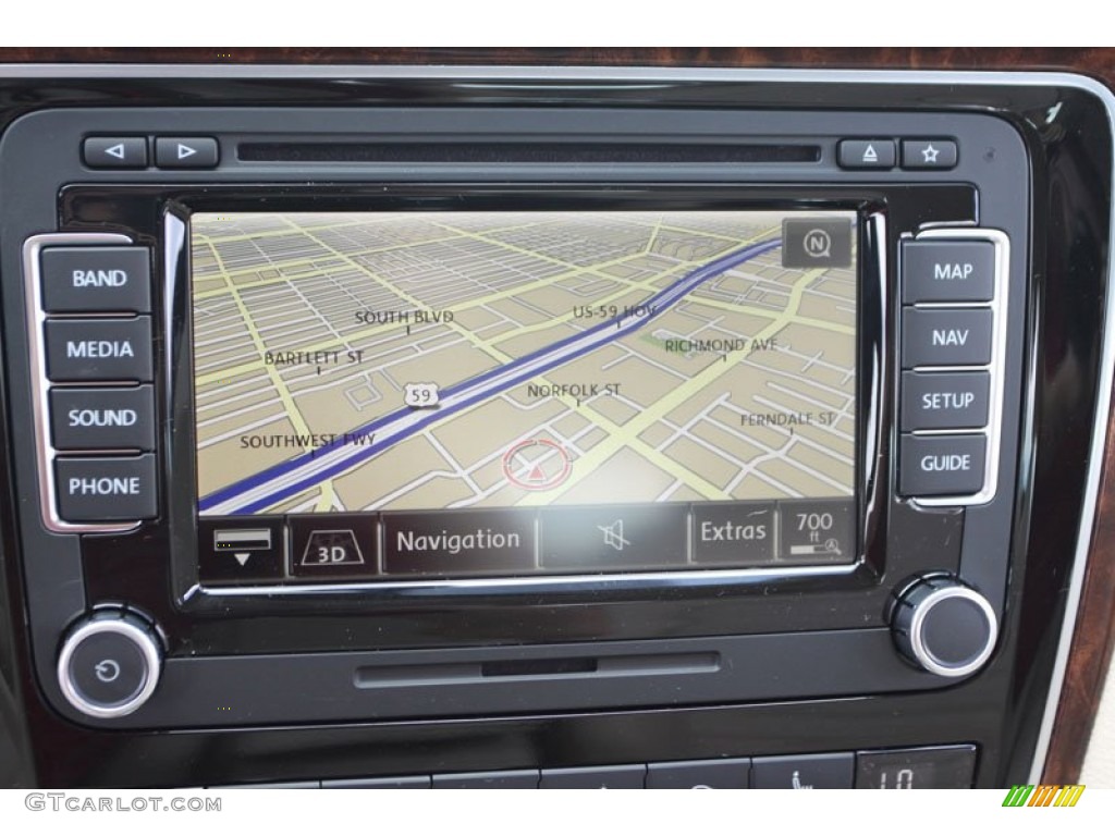 2013 Volkswagen Passat 2.5L SEL Navigation Photo #69476258
