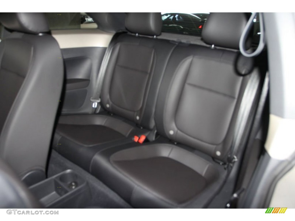 Titan Black Interior 2012 Volkswagen Beetle 2.5L Photo #69476689