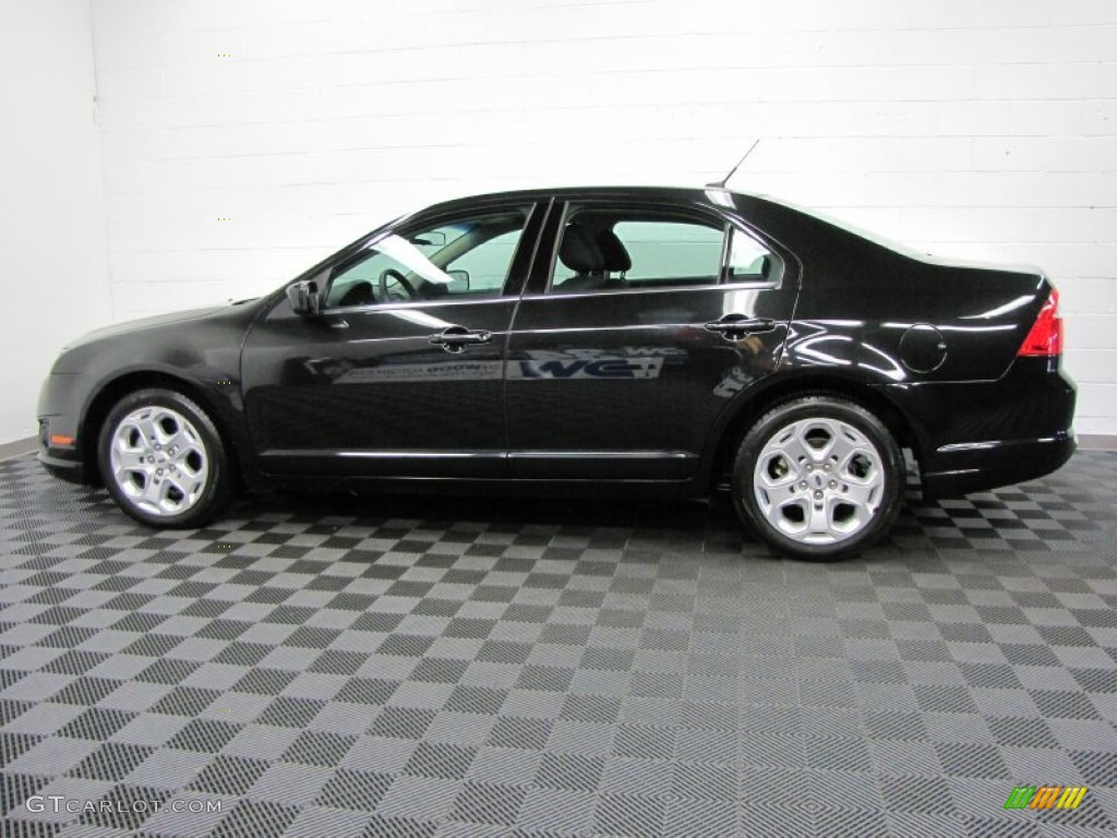 Tuxedo Black Metallic 2011 Ford Fusion SE Exterior Photo #69477085