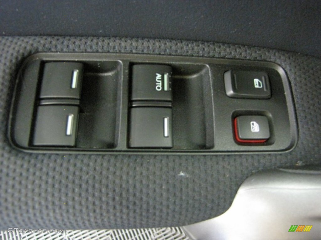 2009 Honda CR-V EX 4WD Controls Photo #69477523