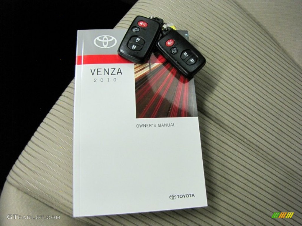 2010 Venza V6 AWD - Blizzard White Pearl / Ivory photo #33