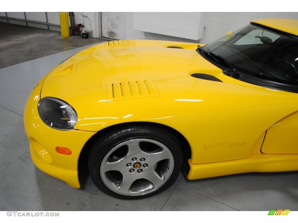 2001 Dodge Viper RT-10 Wheel Photo #69479578