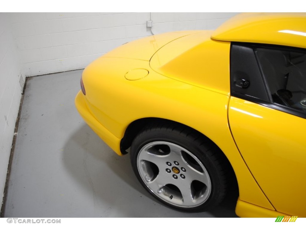 2001 Viper RT-10 - Viper Race Yellow / Black photo #14