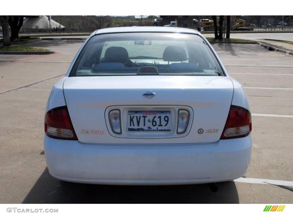 2001 Sentra GXE - Avalanche White / Sand photo #6