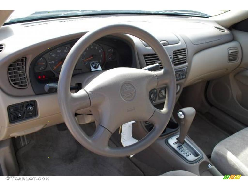 2001 Sentra GXE - Avalanche White / Sand photo #13