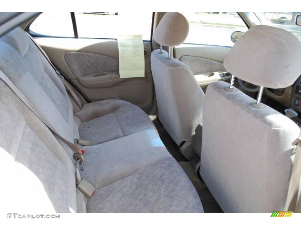 2001 Sentra GXE - Avalanche White / Sand photo #27
