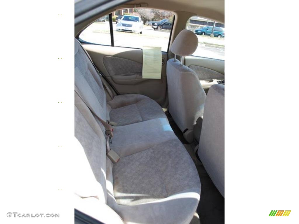 2001 Sentra GXE - Avalanche White / Sand photo #28