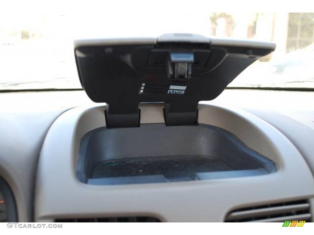 2001 Sentra GXE - Avalanche White / Sand photo #34