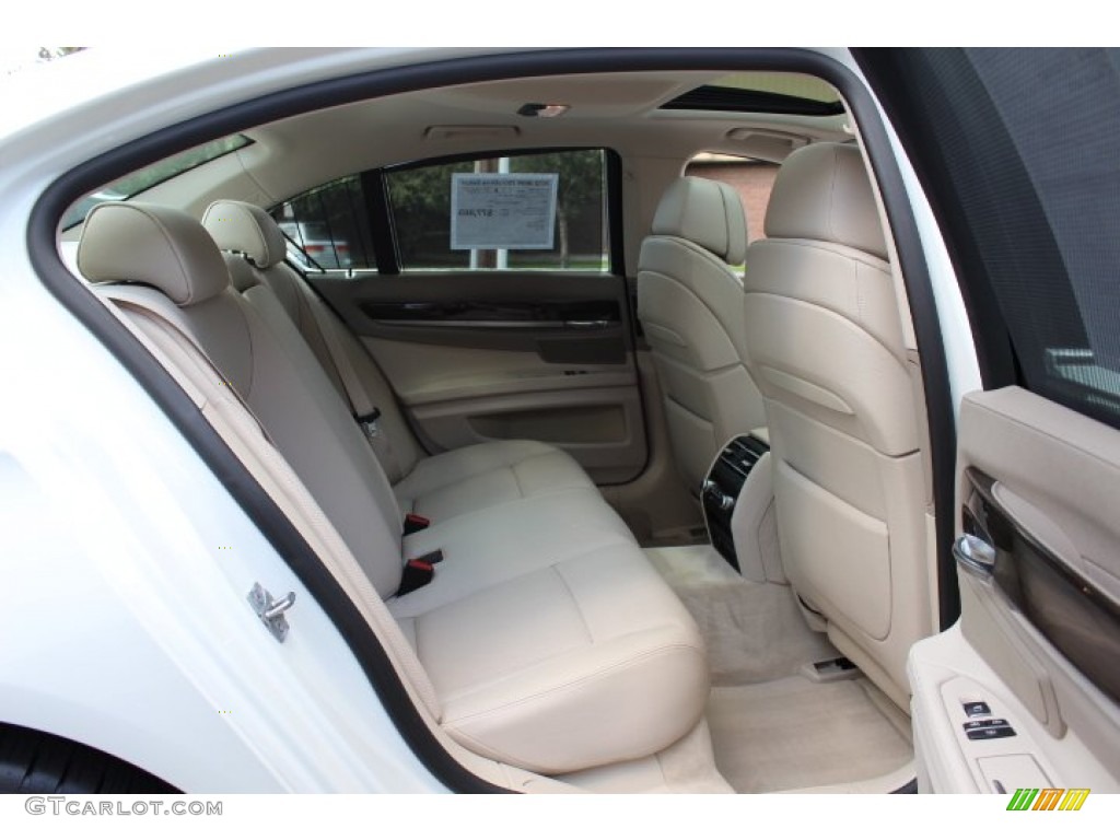 2012 7 Series 750i xDrive Sedan - Mineral White Metallic / Oyster photo #24