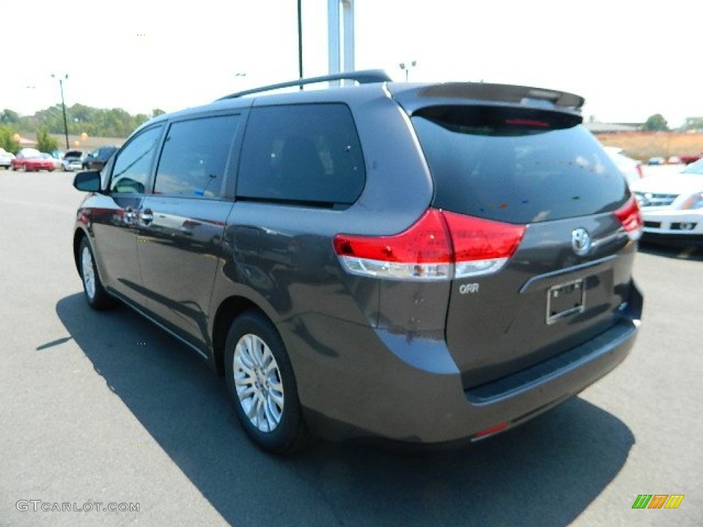 2012 Sienna XLE - Predawn Gray Mica / Light Gray photo #5