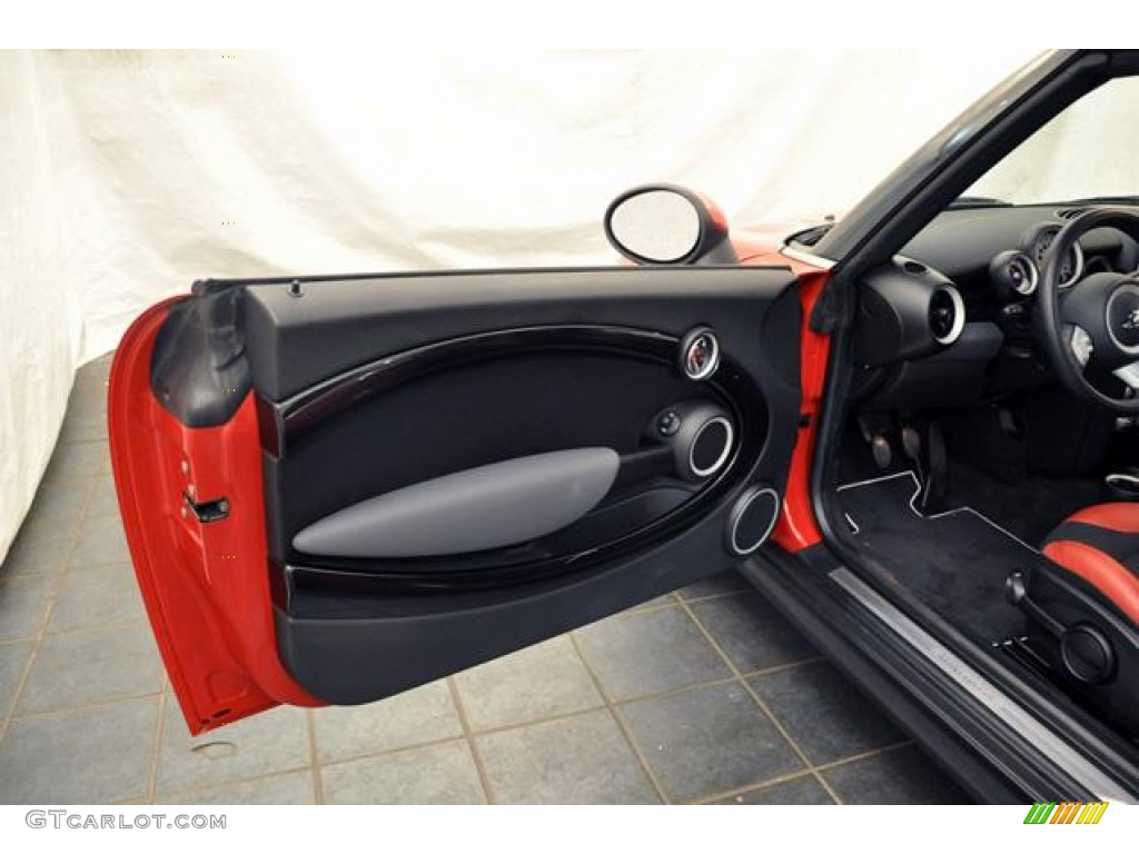2009 Cooper Convertible - Chili Red / Black/Rooster Red photo #11