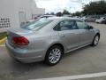 2013 Tungsten Silver Metallic Volkswagen Passat 2.5L SEL  photo #7