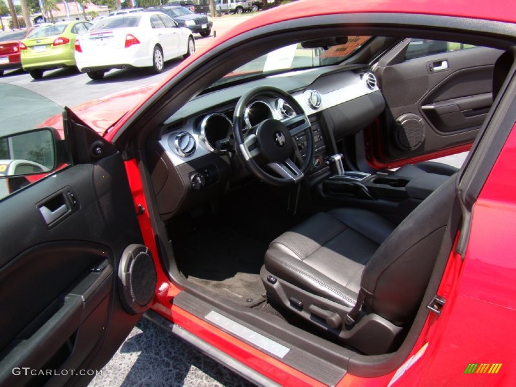 2007 Mustang V6 Premium Coupe - Torch Red / Dark Charcoal photo #9