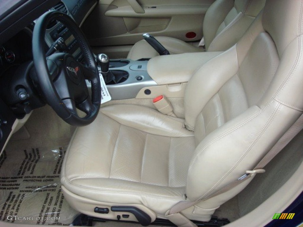Cashmere Interior 2005 Chevrolet Corvette Coupe Photo #69496687