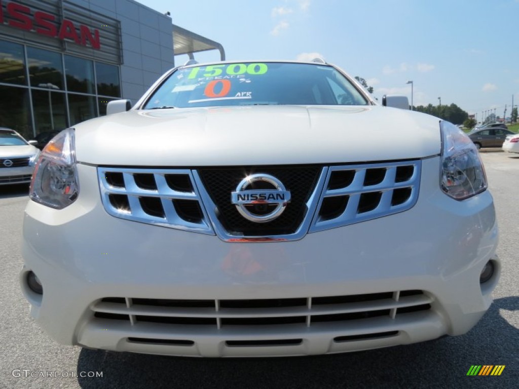 2012 Rogue SV - Pearl White / Gray photo #8