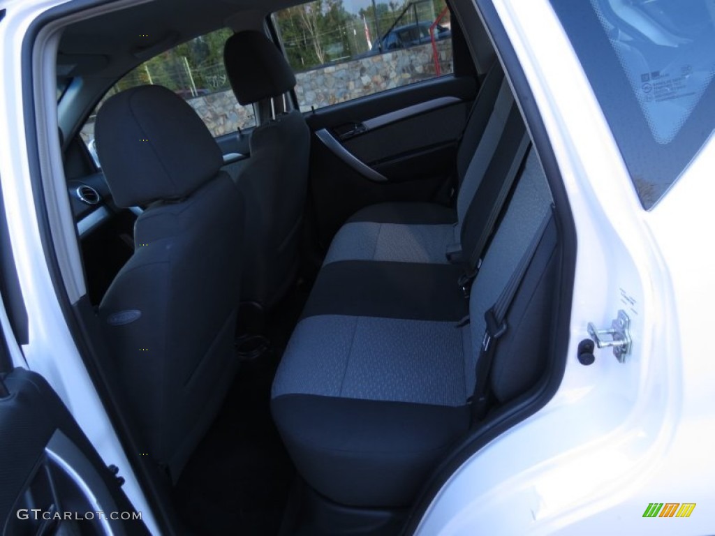 2010 Aveo Aveo5 LT - Summit White / Charcoal photo #12